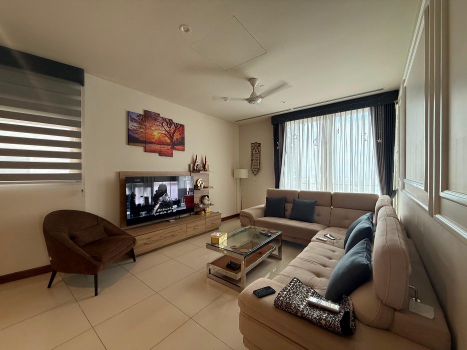 The Grand Colombo 7
