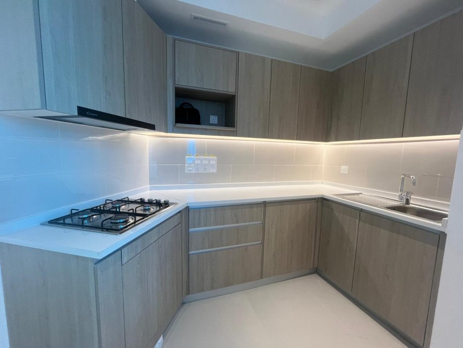 TRIZEN APARTMENT 