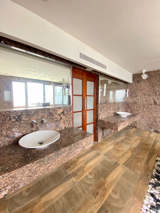 Empire Residence 