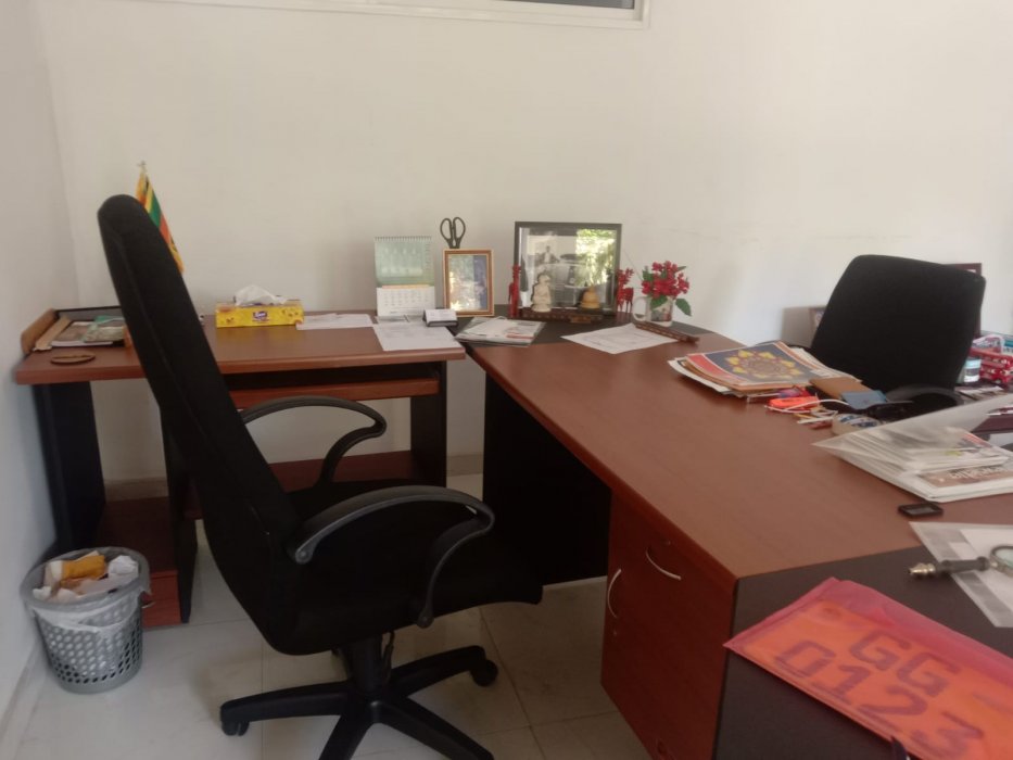 House | office 